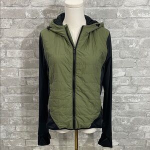 CORE 10 Olive Insulated Light Weight Outdoor Running Active Jacket